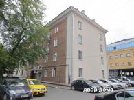 2-комнатная квартира в центре Минска , в сталинке на 2-ом этаже.