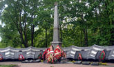 Братская могила советских воинов, погибших в годы ВОВ в 1941-1945 гг. 3024