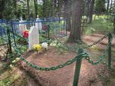 Братская могила д. Чеботари 992