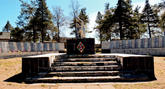 Братская могила п. Поросозеро 10-179