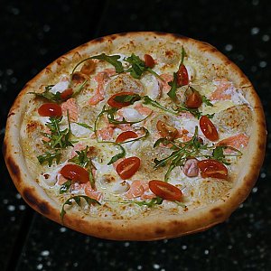 Пицца с лососем, WOK & SUSHI - Гродно