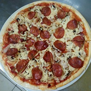 Шеф-пицца, Pizza Sole Mio