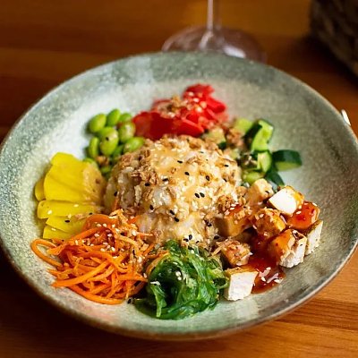 Заказать Поке с цыпленком и овощами, Марвин
