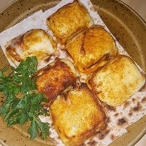 Сыр Сулугуни (200г) (весовое), Кафе Закуток