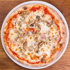 Пицца Прошутто с грибами, Caffe Italia Pizzeria