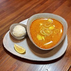 Том Ям с курицей, Пицца Суши - Жлобин