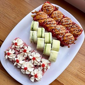 Сет Асама, Пицца Суши - Жлобин