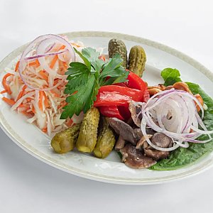 Бабушкин погребок, Замковый