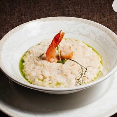 Заказать Ризотто с креветками и сыром с голубой плесенью, Замковый