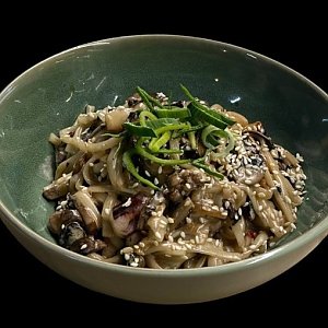 Лапша WOK с морепродуктами в сливочном соусе, Soho Cafe