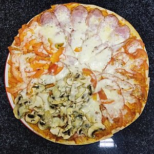 Пицца Четыре сезона, Нора Ежа