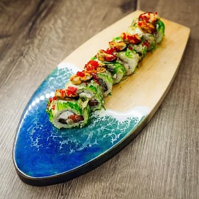 Заказать Ролл с лососем и чукой, Амазонка