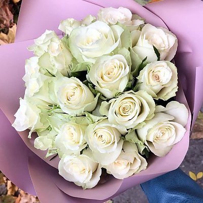 Заказать Букет из белых роз Кения, Цветочный Бар