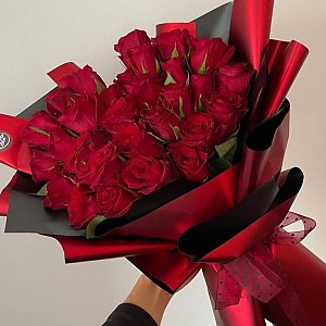 Букет Роза Кения в изящной упаковке, Цветочный Бар