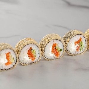 Ролл Лосось в темпуре, Japan Sushi