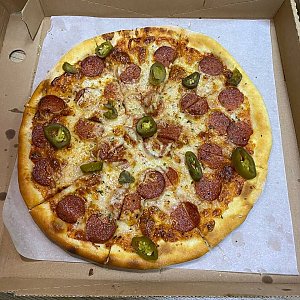 Пицца Пепперони с халапеньо, Вкус Востока на Ильича
