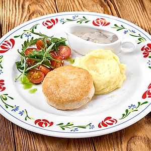 Куриная котлета по-домашнему с картофельным пюре, Васильки - Гродно