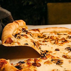 Мега Пицца Грибная на сметанном соусе 48см, MARTIN PIZZA