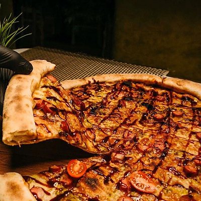 Заказать Мега Пицца Баварская с перчиком 48см, MARTIN PIZZA