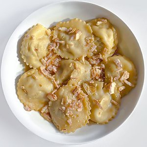 Равиоли с телятиной, AVA