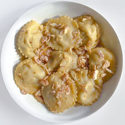 Заказать Равиоли с цыпленком и грибами, AVA