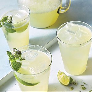 Лимонад Ананас-лайм 0.3л, AVA