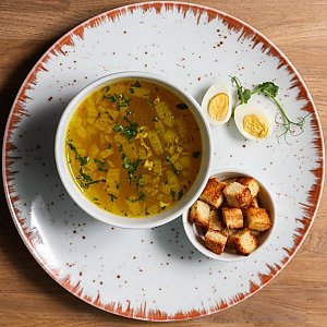 Куриный суп с гренками и перепелиным яйцом, В Техасе