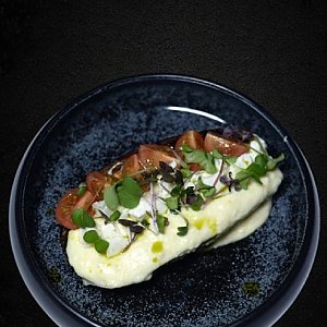 Скрэмбл с печеным баклажаном, пряным Черри, Фета, EASY BAR