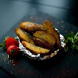 Картофель запеченный в фольге по-белорусски, Martin Cafe