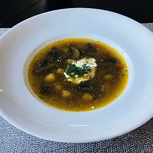 Суп картофельный с грибами, Martin Cafe