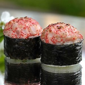 Ролл запеченный Лосось (опаленный), Sushi Boom