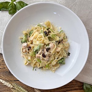 Тальятелле с лососем и брокколи, Друзья - Обеды