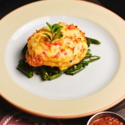 Заказать Куриное филе запеченное с сыром и сладким перцем, Друзья - Обеды