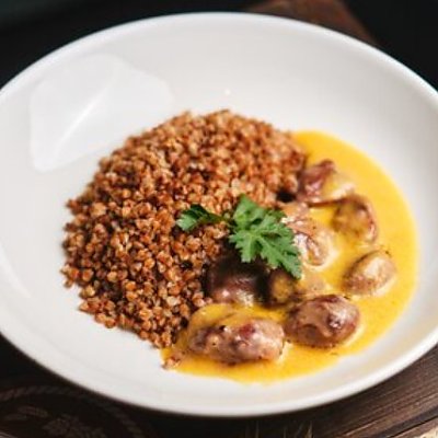 Заказать Жаркое из утиных желудков с гречневой кашей, Друзья - Обеды