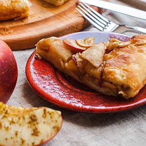 Мини-пирог с яблоком и корицей, Piece of Pie