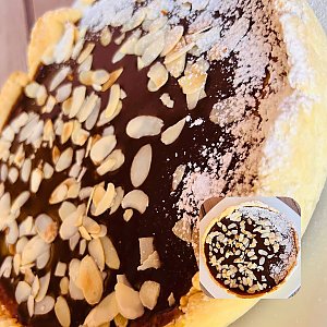 Пирог с творогом, шоколадом и миндальными хлопьями, Фуршет-Обед