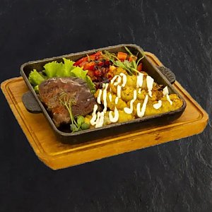 Говядина под брусничным соусом, Кафе Ланч - Ошмяны