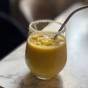 Бананово-манговый смузи, Veg Harmony Cafe