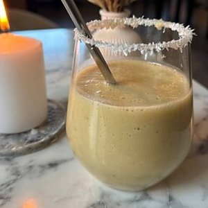Бананово-манговый смузи, Veg Harmony Cafe