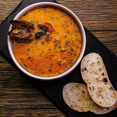 Заказать Итальянский суп из морепродуктов, HEDONIST