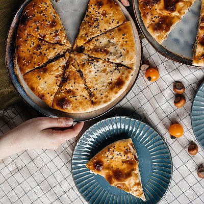 Заказать Пирог с капустой и грибами, Пряности и Радости