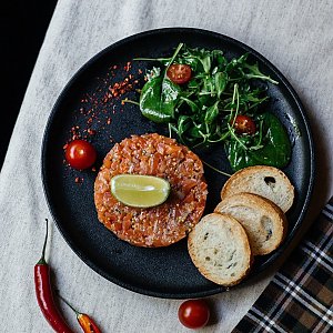 Тар-тар из семги, Пряности и Радости