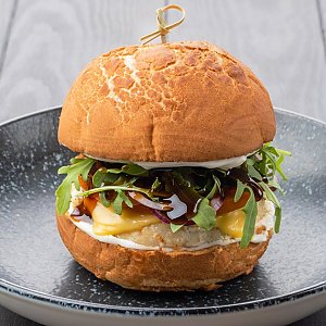 Бургер Chiсken Терияки, CAFE GARAGE - Гомель