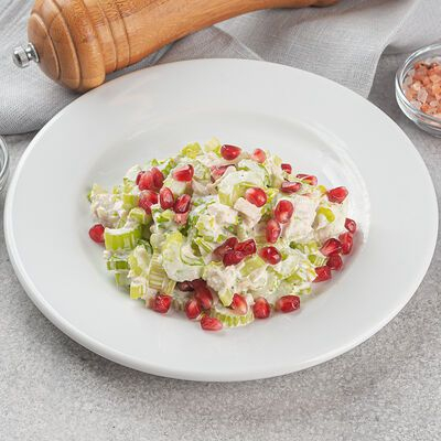Заказать Салат с цыплёнком и сельдереем, 