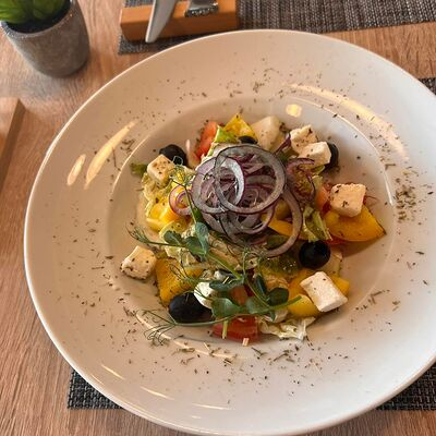 Заказать Салат Греческий,