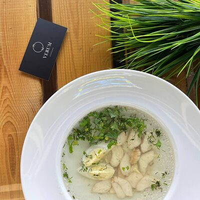 Заказать Бульон с птицей и яйцом, 