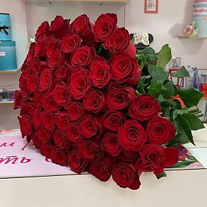 Букет из 51 розы, Caramel Flowers