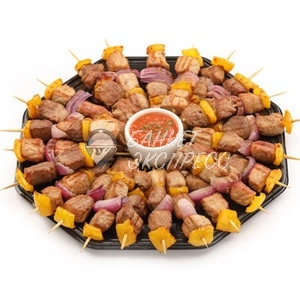 Мини-шашлычки из свиной шейки с овощами (10шт), Банкет Экспресс