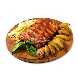 Ребра свиные в медово-горчичном соусе с запеченым картофелем с пряной морковью и лавашом, Банкет Экспресс