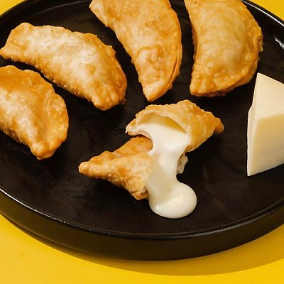 Заказать ЧебурекМи с моцареллой, ЧебурекМи - Витебск